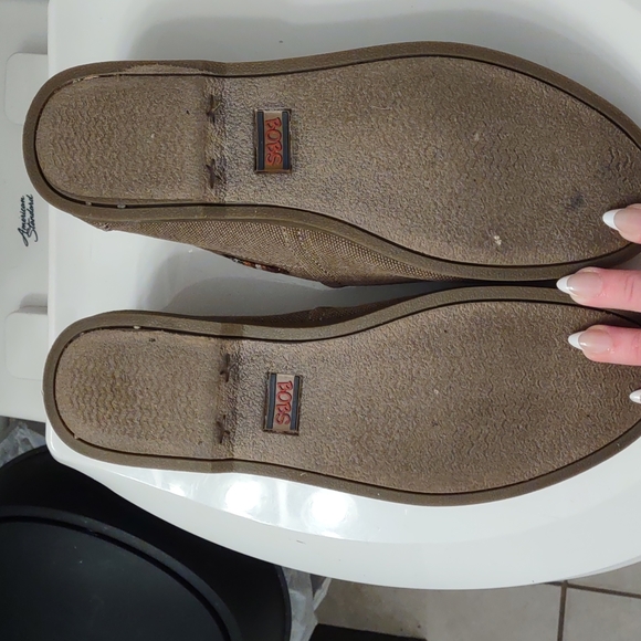 Sketchers Bob's brand size 10. They are brown and have only been worn twice. OBO - Picture 3 of 3